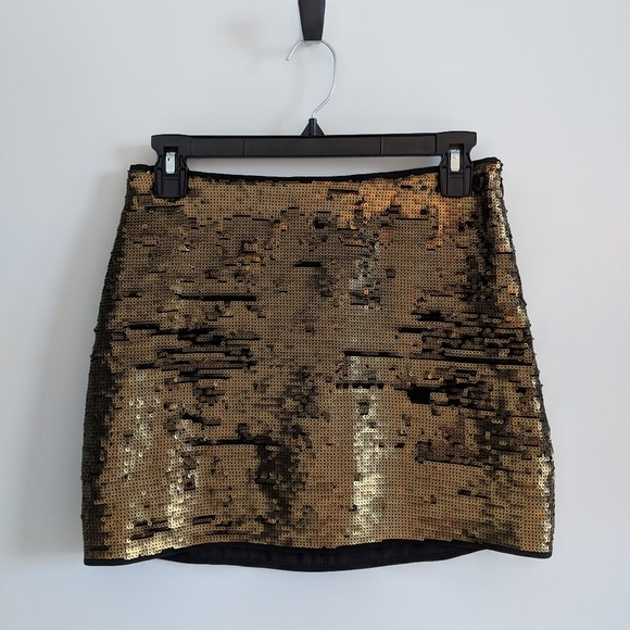 BCBG Sequined Miniskirt - Picture 2 of 4